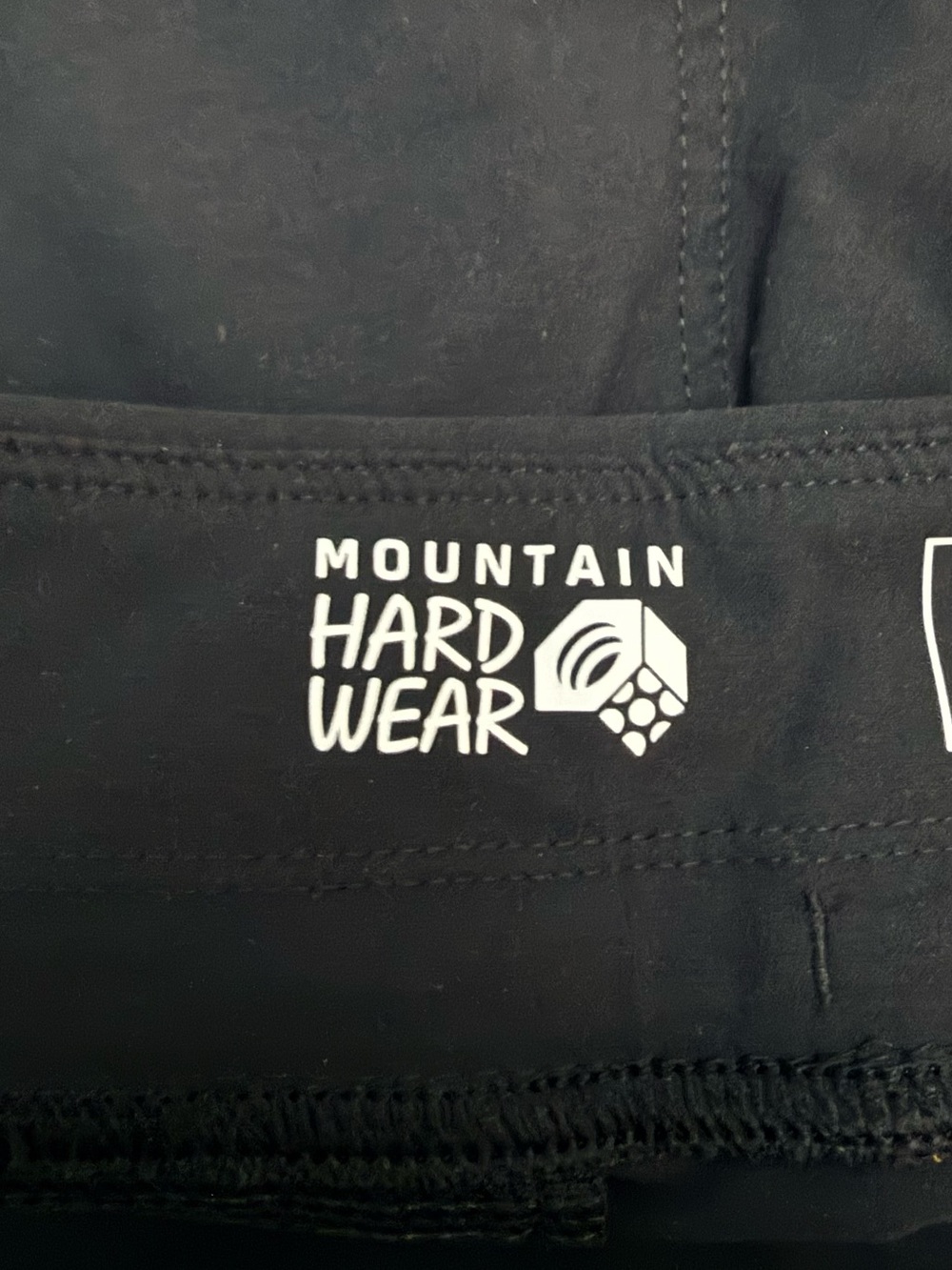 NWT Mountain HardWear | Dynama Bermuda Shorts | Black | Size XL - Picture 4 of 6